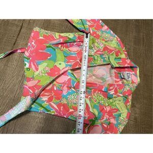 Message Lilly Pulitzer wrap blouse